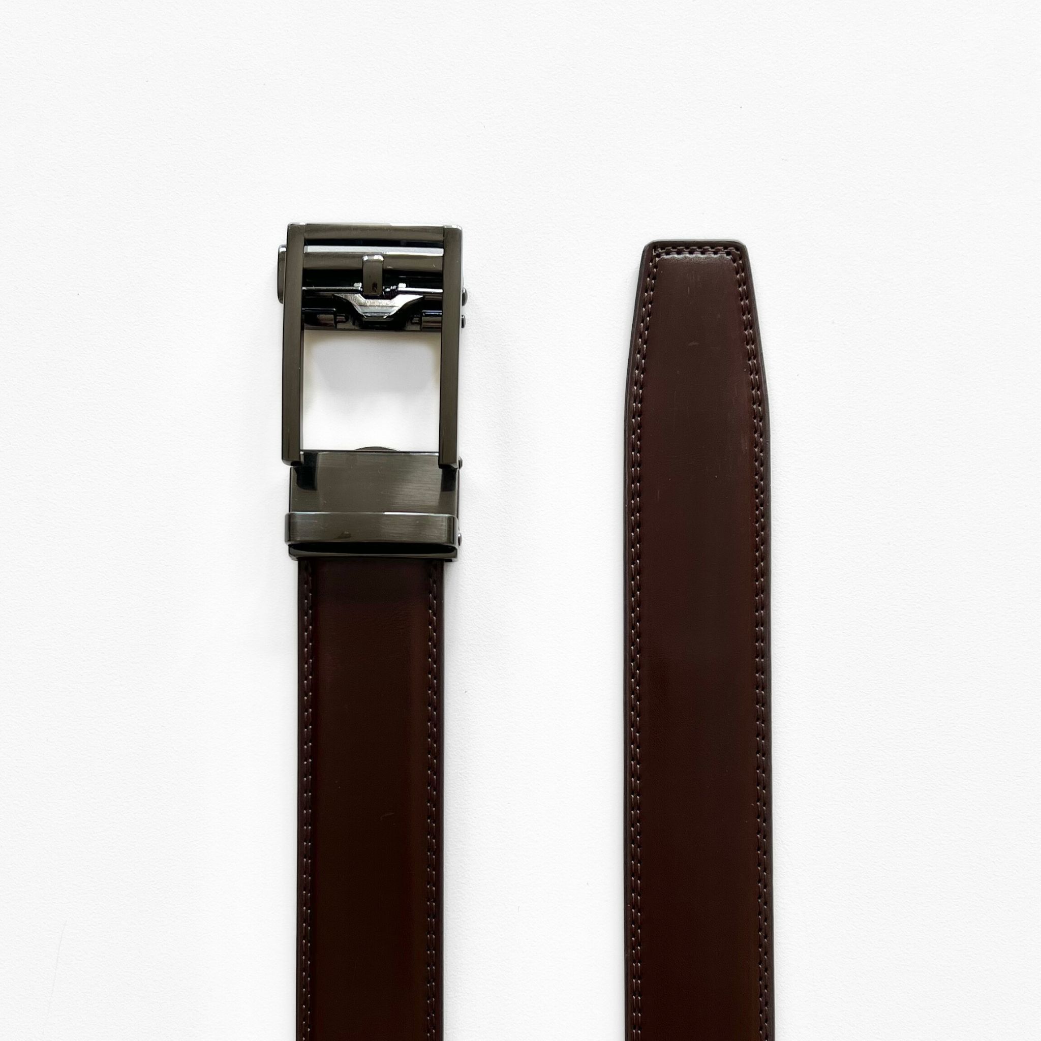 Läderbälte utan hål med personlig gravyr