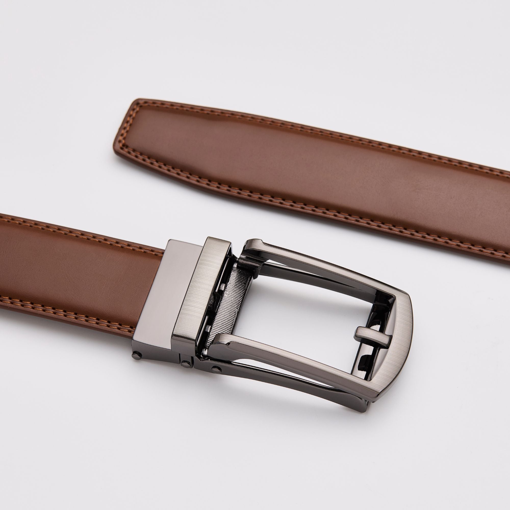 Cognacsfärgat läderbälte utan hål