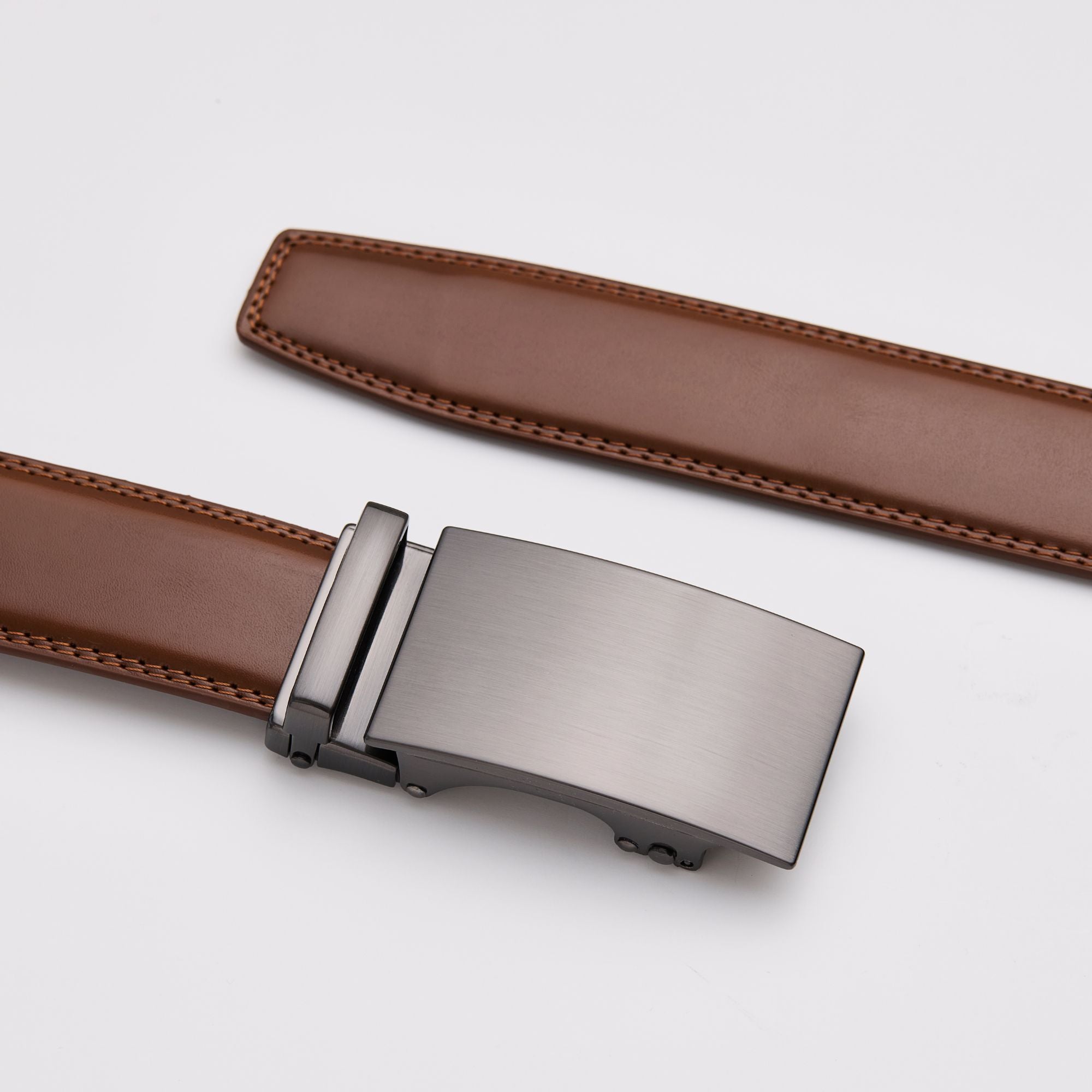 Cognacsfärgat läderbälte utan hål