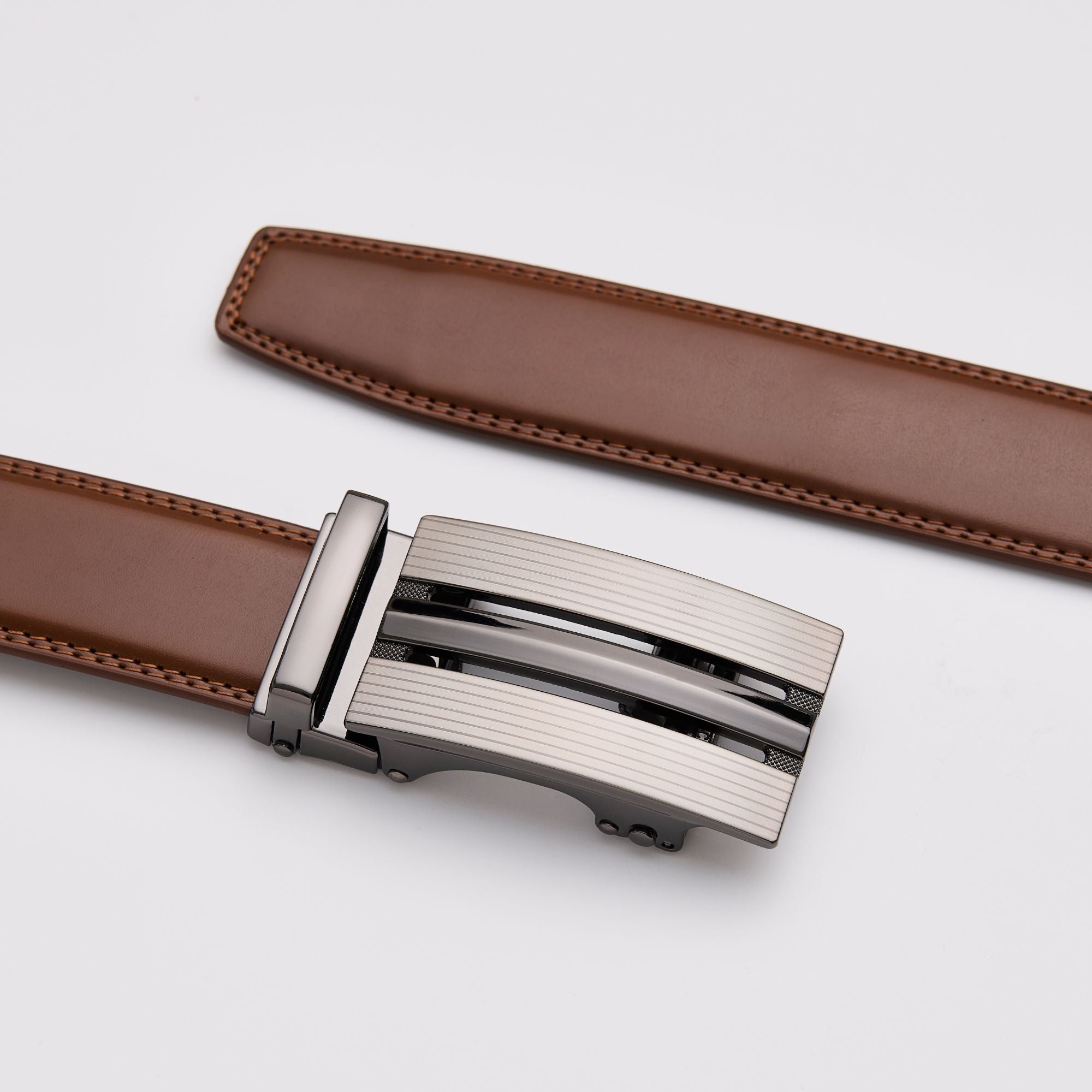 Cognacsfärgat läderbälte utan hål