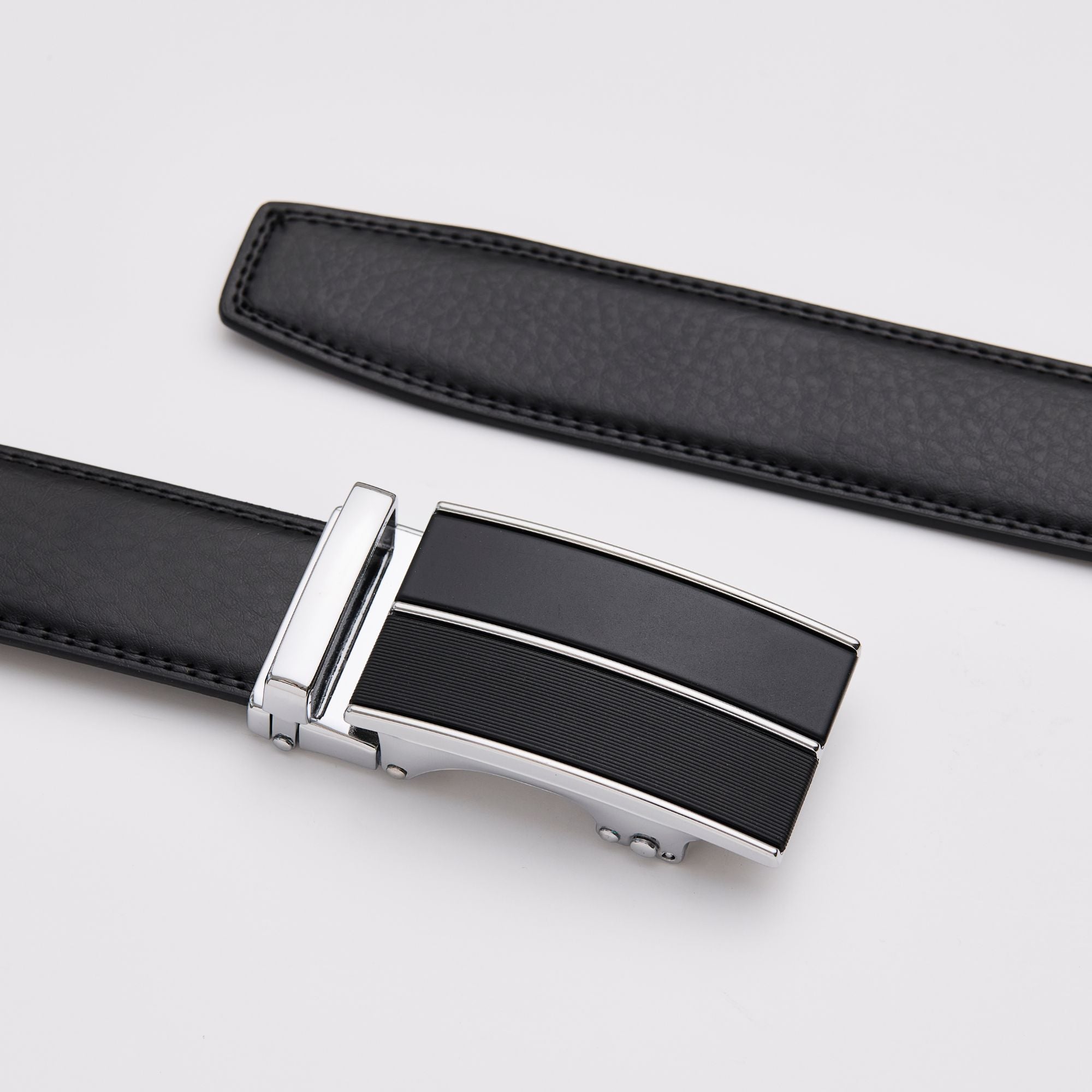 Svart läderbälte utan hål