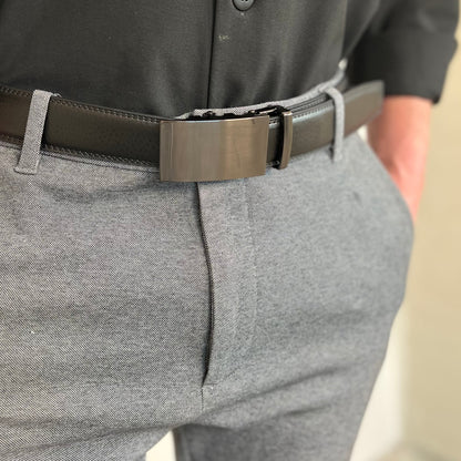 Svart läderbälte utan hål